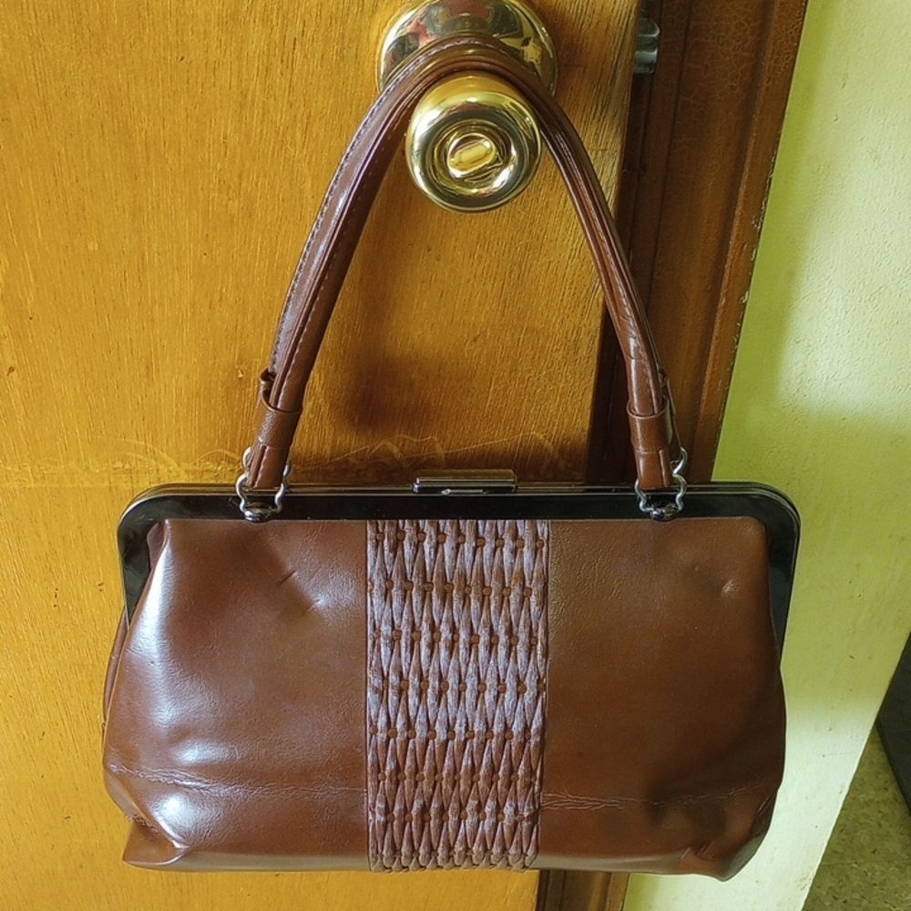 Vintage Brown Leather Purse, Silver Hardware, Black Interior. Zippered Pouches
